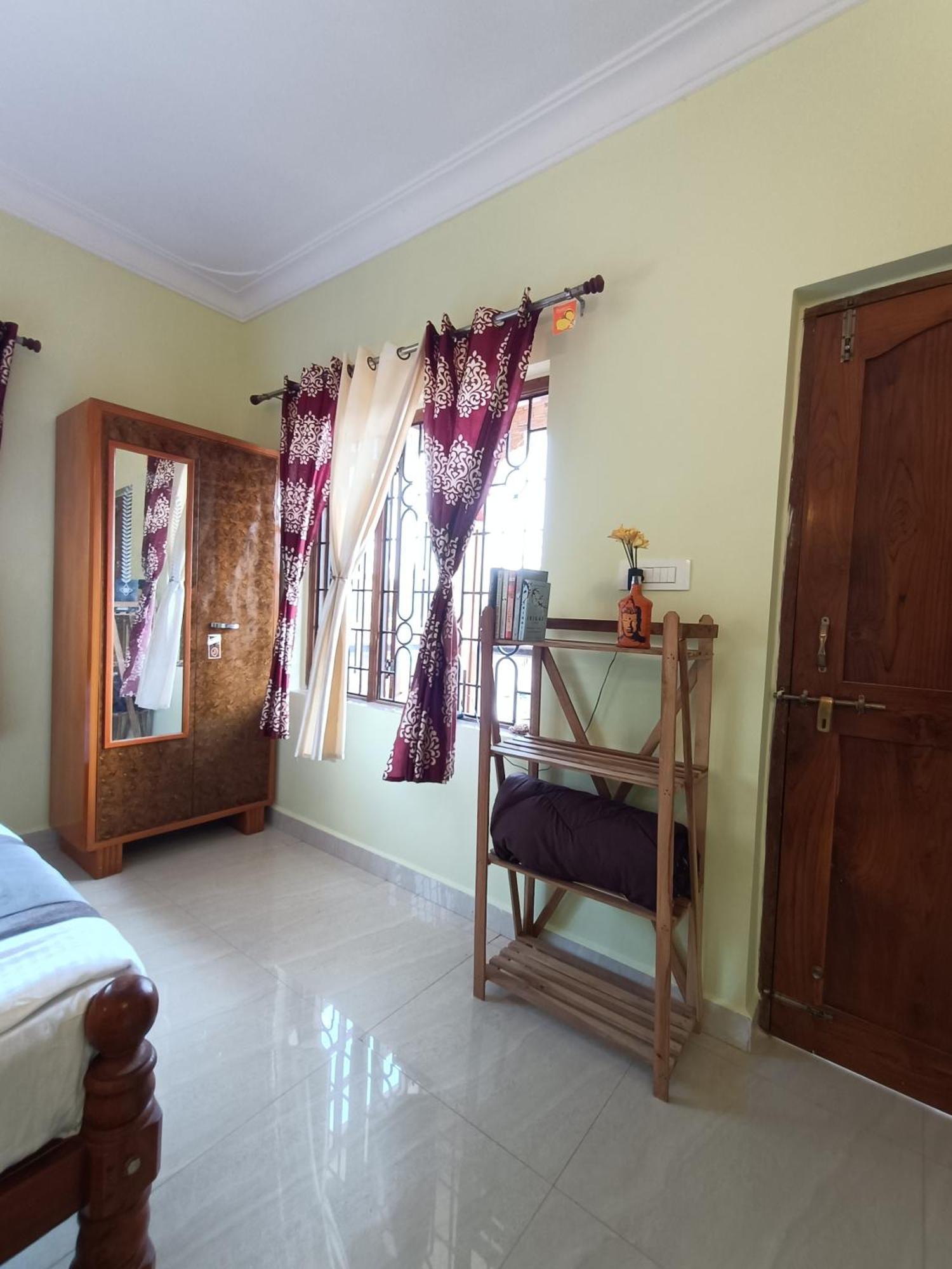 Pappa'S Guest House Арамбол Екстериор снимка